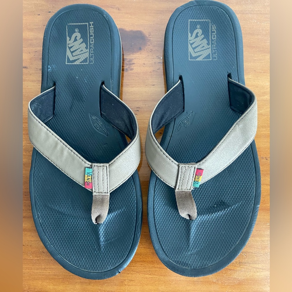 Vans Nexpa Flip Flops in Black/Tan/Rasta Men's 9